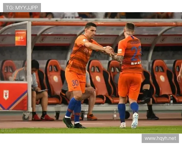 山东泰山越踢节奏越乱，近期表现波动显现，球队稳定性面临考验